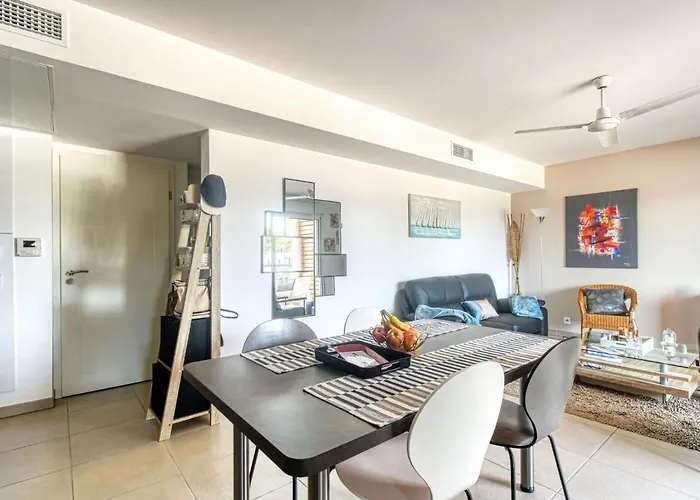 Le 4 Mats-1 By Interhome Fréjus